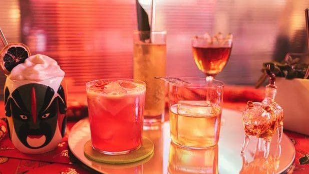 16 Strong Cocktail Bars in the East Bay
